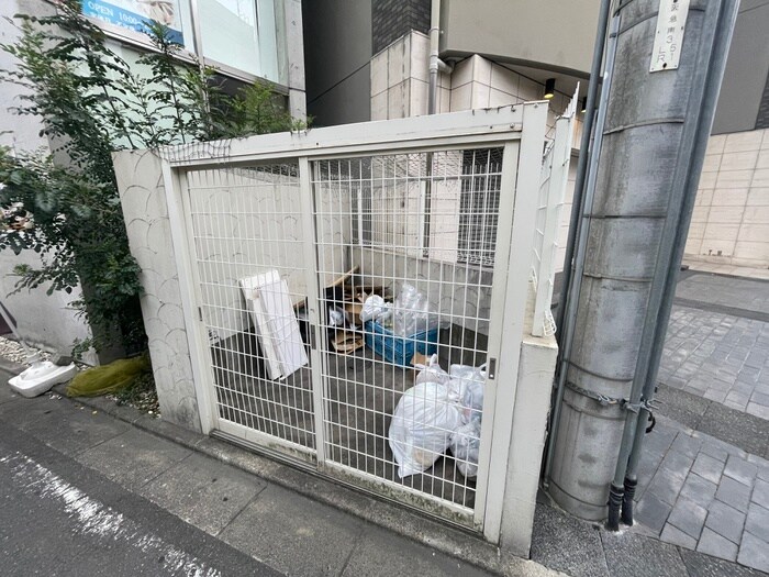 物件外観写真6　(建物設備)
