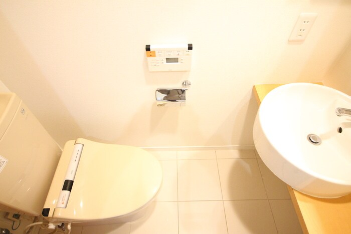 物件内観写真11　(トイレ)