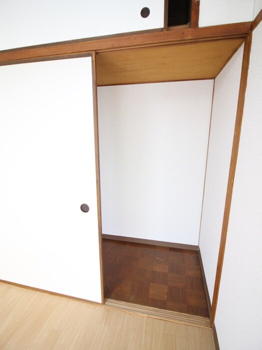 物件内観写真15　(収納)