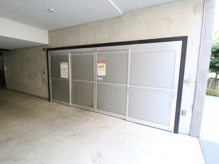 物件外観写真6　(建物設備)