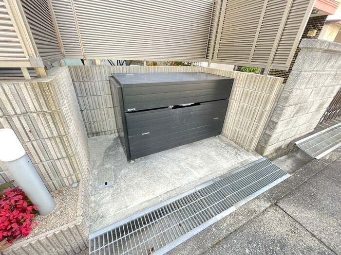 物件外観写真4　(建物設備)