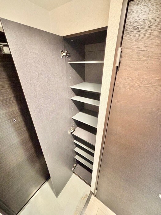 物件内観写真14　(靴箱)