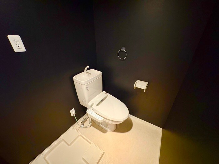 物件内観写真13　(トイレ)