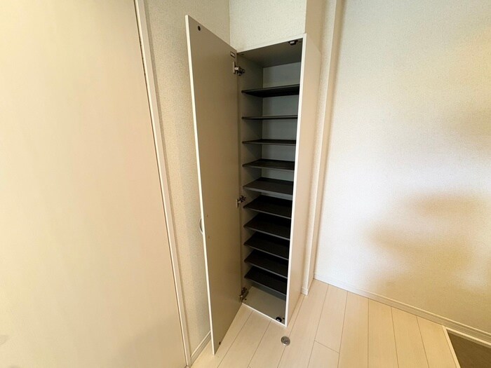 物件内観写真19　(靴箱)