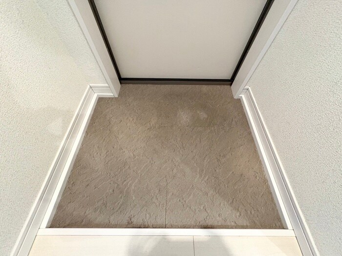 物件内観写真20　(玄関)