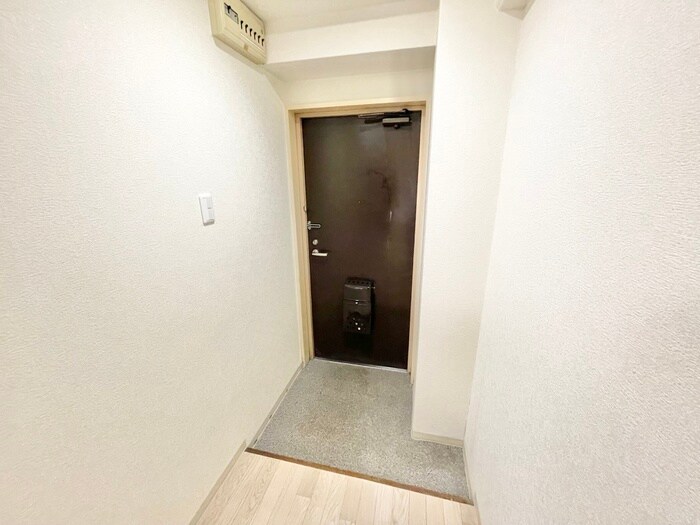 物件内観写真19　(玄関)