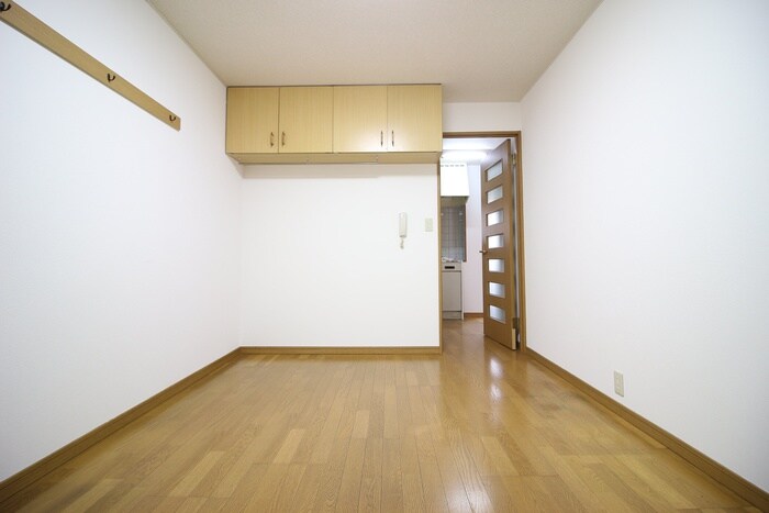 物件内観写真13　(廊下)