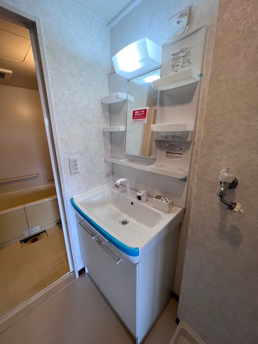 物件内観写真13　(洗面)