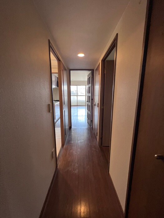 物件内観写真15　(廊下)