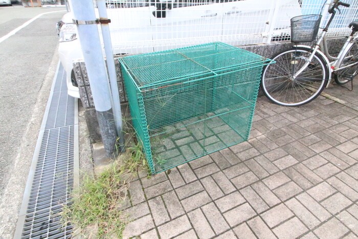 物件外観写真4　(建物設備)