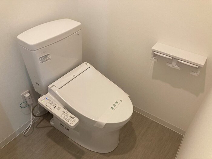 物件内観写真13　(トイレ)