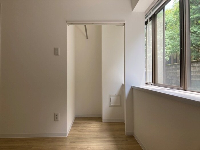 物件内観写真15　(収納)