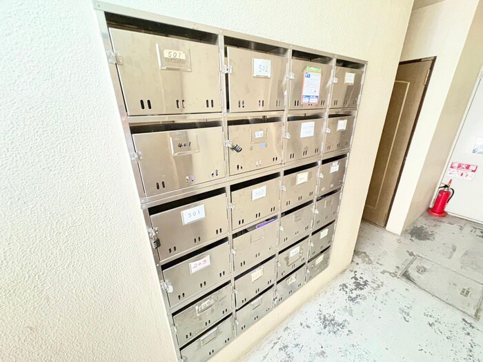 物件外観写真4　(建物設備)