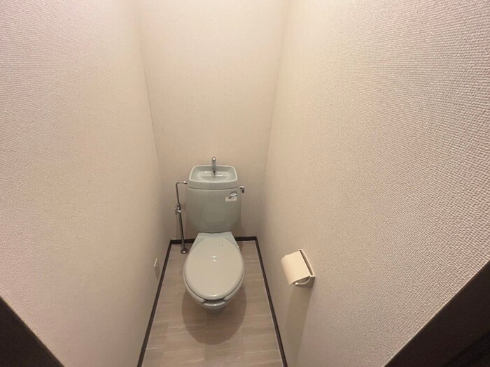 物件内観写真12　(トイレ)