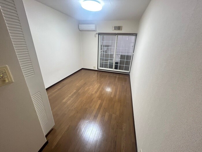 物件内観写真14　(居室)