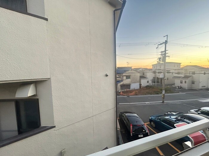 物件内観写真22　(室内からの展望)