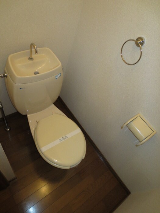 物件内観写真11　(トイレ)