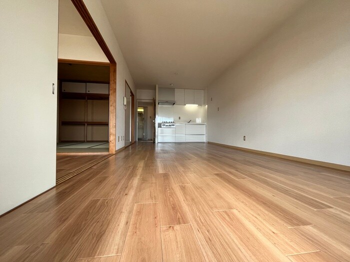 物件内観写真14　(居室)