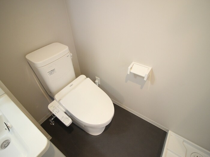 物件内観写真11　(トイレ)