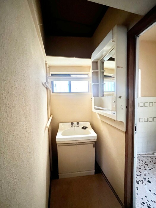 物件内観写真9　(洗面)