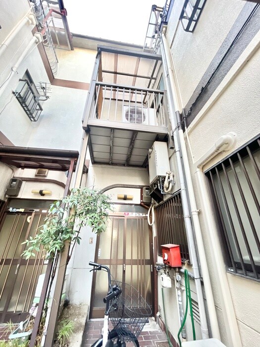 物件外観写真3　(外観写真)