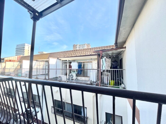 物件内観写真21　(室内からの展望)