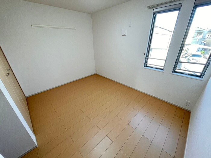 物件内観写真5　(居室)