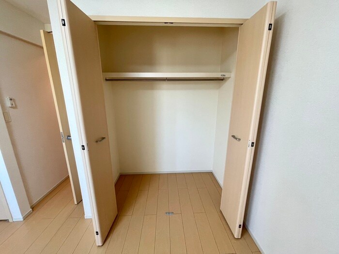 物件内観写真12　(収納)