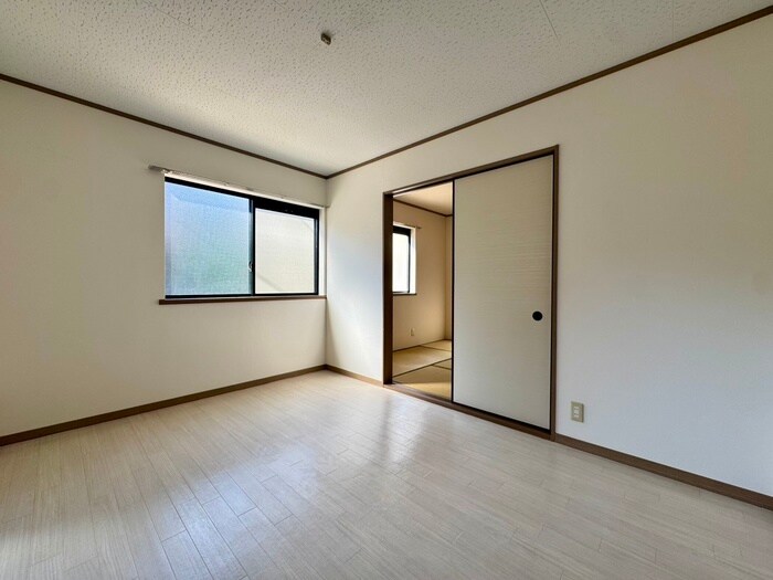 物件内観写真14　(居室)