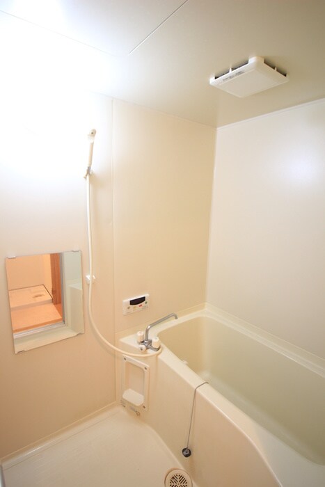 物件内観写真12　(バス／シャワールーム等)