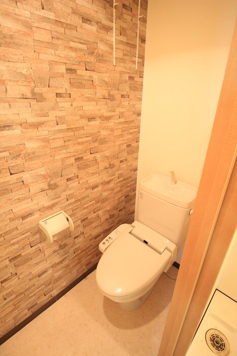 物件内観写真13　(トイレ)