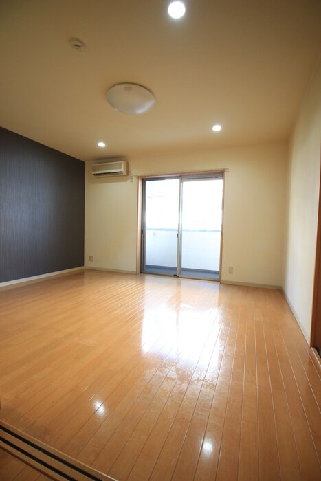 物件内観写真22　(居室)