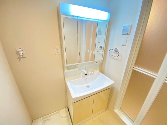 I.N香ヶ丘の洗面