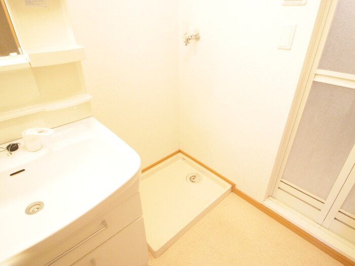 物件内観写真20　(洗濯機置場)