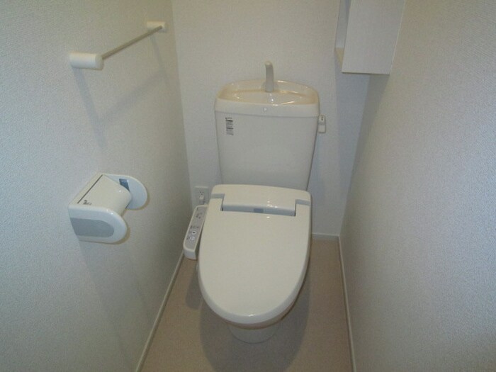 物件内観写真12　(トイレ)