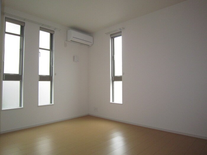 物件内観写真15　(内観写真)