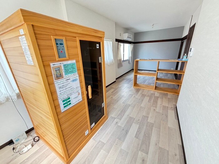 物件内観写真9　(居室)