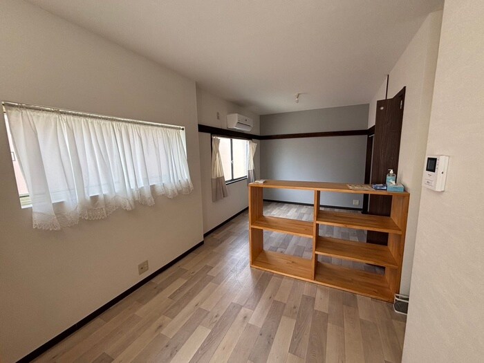 物件内観写真11　(居室)