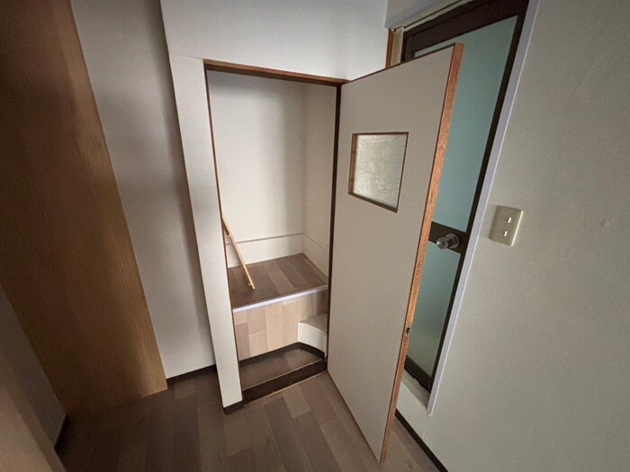 物件内観写真18　(収納)