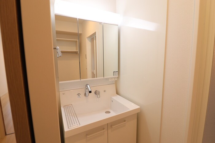 物件内観写真12　(洗面)