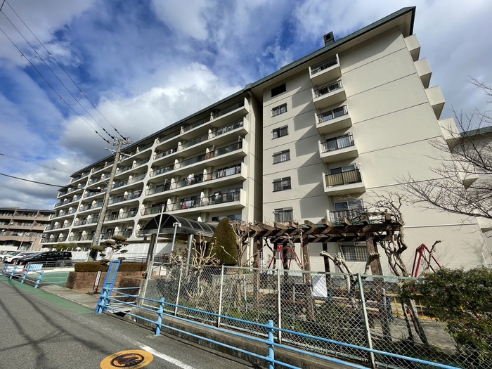 シティー逆瀬川（117）