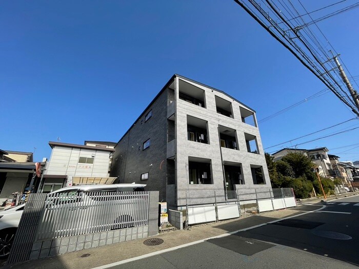 物件外観写真2　(外観写真)