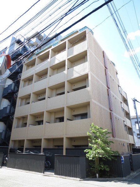 ｸﾞﾗﾝﾄﾞﾊﾟﾚｽ西大路ＥＡＳＴ外観写真