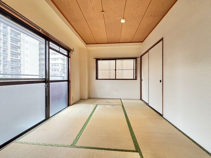 物件内観写真8　(居室)