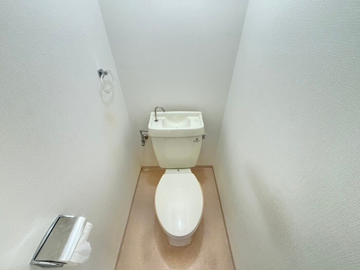 物件内観写真12　(トイレ)