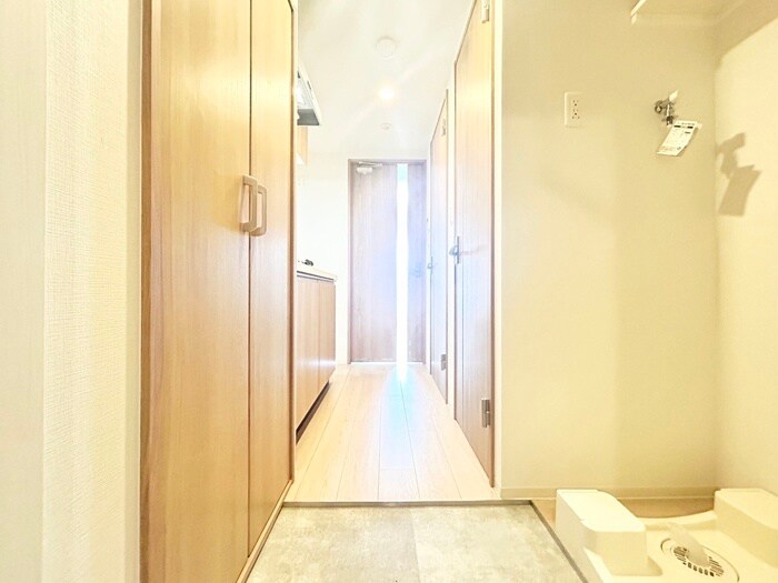 物件内観写真8　(廊下)