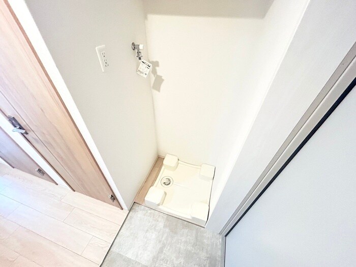 物件内観写真14　(洗濯機置場)