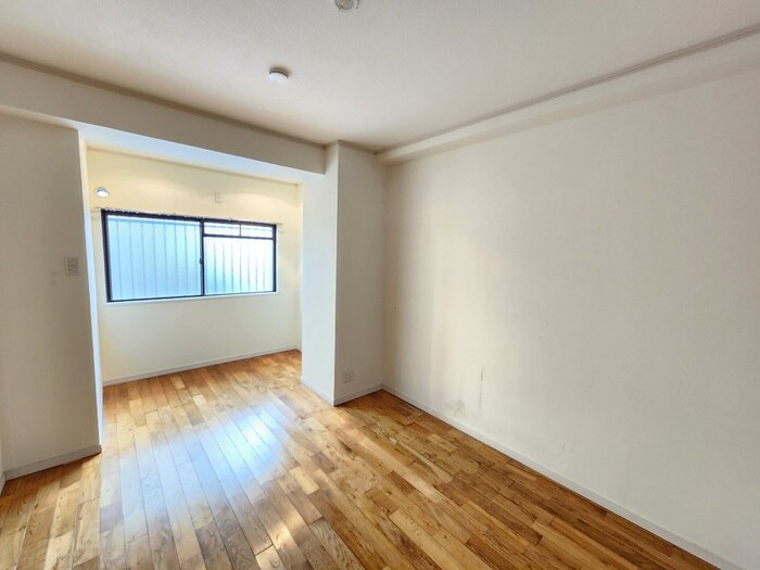 物件内観写真12　(居室)