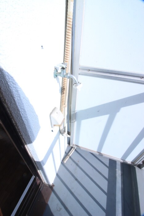 物件内観写真8　(洗濯機置場)