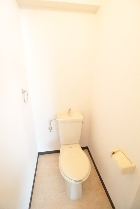 物件内観写真11　(トイレ)